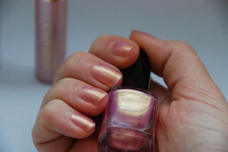 Max Factor - All I see is pink
