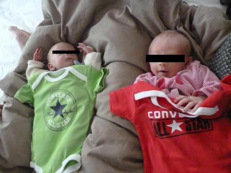 Converse Baby Body für Twins