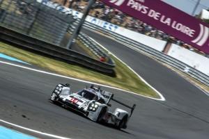 2014 24 Heures du Mans 24 GT3 9017 300x200 24 Stunden von Le Mans: LMP1   Doppelsieg für Audi