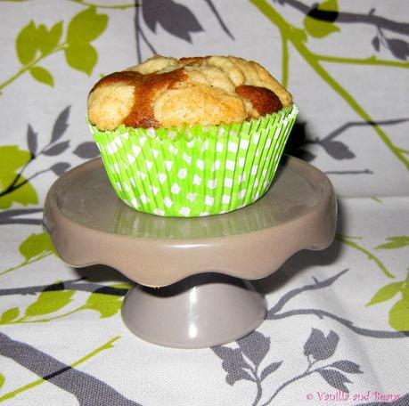 Cherry Streusel Muffins | Kirsch-Streusel-Muffins
