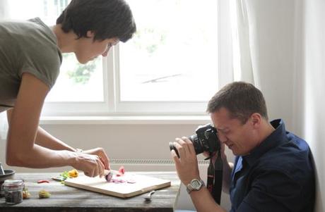 foodphoto workshop muenchen mit vivi d'angelo teilnehmer beim shooting der bildmotive (17)