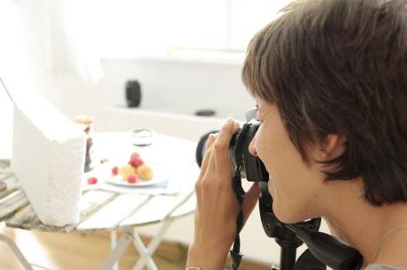 foodphoto workshop muenchen mit vivi d'angelo teilnehmer beim shooting der bildmotive (22)