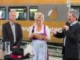 NÖVOG GF Dr. Gerhard Stindl  & Landesrat Mag. Karl Wilfing mit Moderatorin - Jungfernfahrt Himmelstreppe Panoramawagen am 27.6.2014