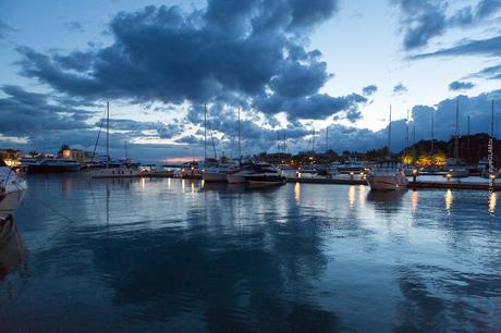 Griechenland bei Nacht - Greece nighttime - sunset and clouds - Mittelmeer - SANI Resort Griechenland - Wellness und Familyresort