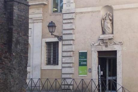 Frauenhotel in Rom von außen