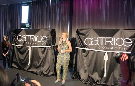 {Event} CATRICE Party in Frankfurt - 2 Meter Theke