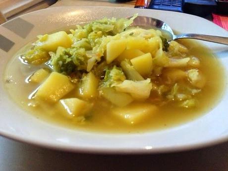 Simple und Super einfach! Wirsing Suppe