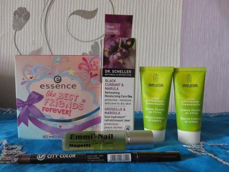 Glossybox Young Beauty August 2014
