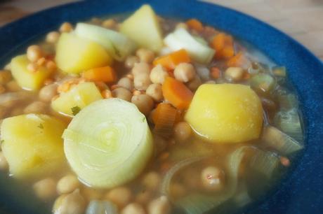 Linsen-Kichererbsen Suppe