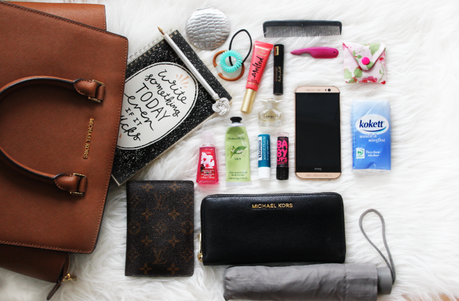 Whats in my bag Blogpost