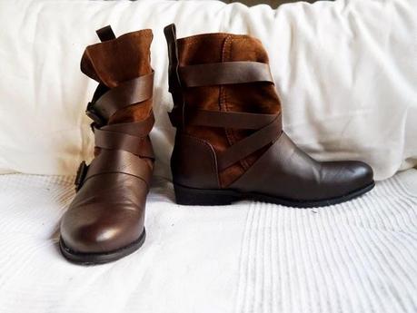 My boyfriend calls 'em Zelda-Boots