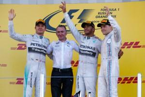 353541517 35481612102014 300x200 Formel 1: Mission Konstrukteurstitel erfüllt   Hamilton siegt in Sotschi