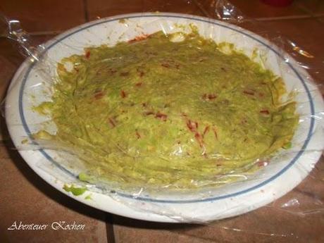 Quesadillas mit Guacamole, klassisch mexikanisch