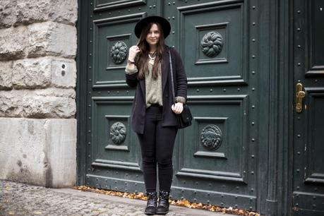 Green meets Black Green meets Black