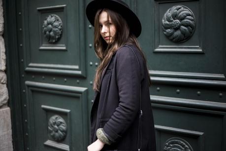 Green meets Black Green meets Black