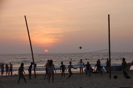 hikkaduwa_beach_sunset