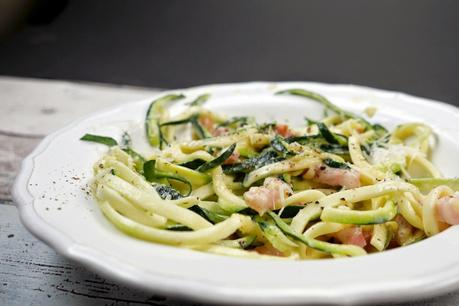 [Low Carb] Zucchini-Spaghetti (Zoodles) mit Carbonara-Sauce