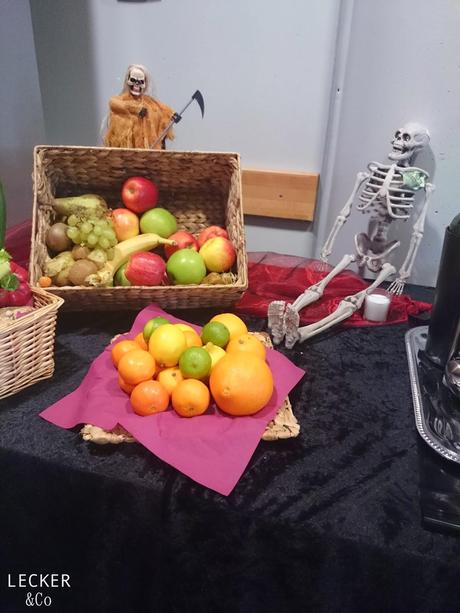 Catering-Praktikantin für einen Tag oder Kochen für Billy Idol und ein Paprika-Schneide-Hack Catering-Praktikantin für einen Tag oder Kochen für Billy Idol und ein Paprika-Schneide-Hack