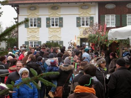Advent mit vielen Sorten Torten: Evangelische in Rothenburg, katholische in Buching