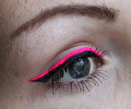 Stargazer Neon Liquid Eyeliner - pink