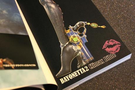 Mit viel Liebe zum Detail zeigt sich die Climax Bible zu Bayonetta 2