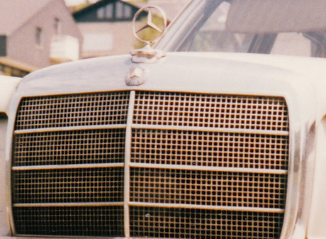 Mercedes Benz Strich Acht W115