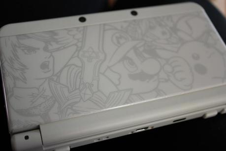 Mit dem New 3DS Ambassador kam auch ein Smash Bros Faceplate. 