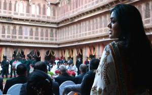 Frau bei einer indischen Hochzeit
