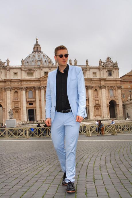 blue suit at the Vatican City 5