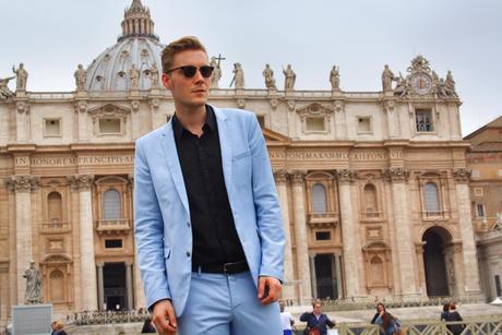 blue suit at the Vatican City 2