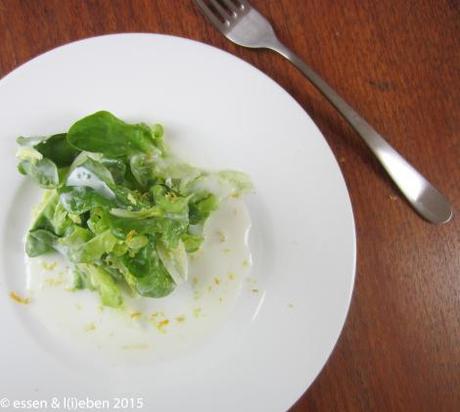 Salat mit Joghurt-Dressing