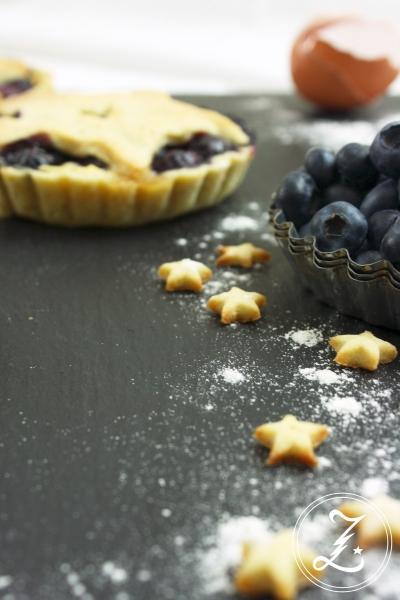 Li-La-Laune Pies mit Blaubeeren und Puddingcreme by Zuckergewitter