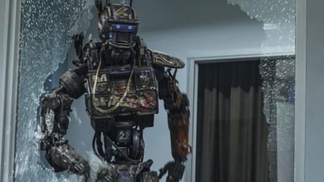 Chappie-©-2014-Sony-Pictures(8)