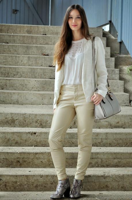 Neutral Shades - Cozy and Chic