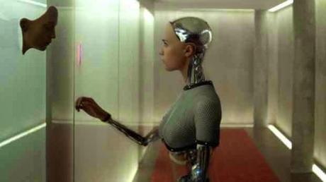 Review: EX MACHINA - Diskurs um die künstliche Intelligenz