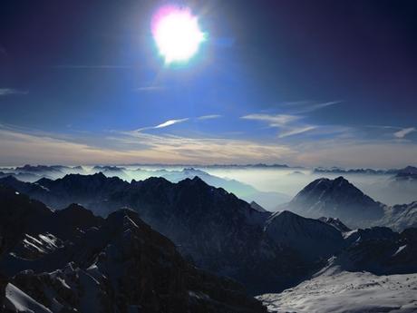05_Alpenpanorama-Zugspitze-Sonne