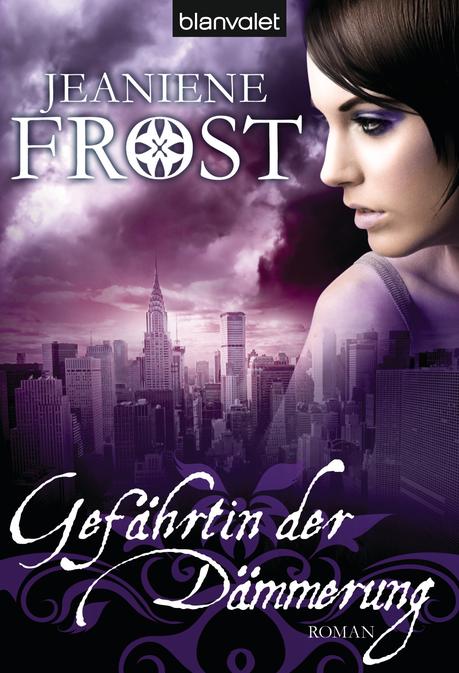 http://www.randomhouse.de/content/edition/covervoila_hires/Frost_JGefaehrtin_der_Daemmerung_CB3_93527.jpg