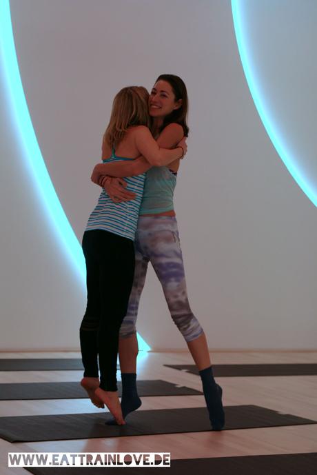 Yoga mit Tara Stiles im neuen ReLevel in Köln! Balance Your Energy!