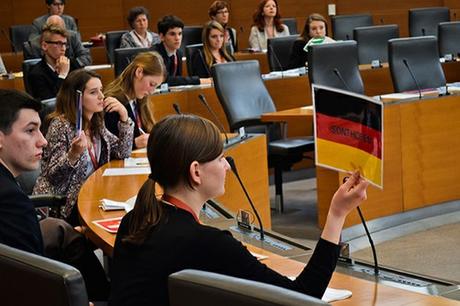 Die Alpen und ihr Schutz durch nachfolgende Generationen: Das Jugendparlament