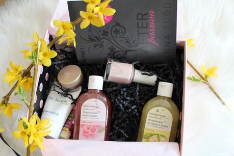 Glossybox I believe in Spring Editon April 2015