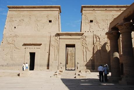 11_Pylon-Isis-Tempel-von-Philae-Assuan-Aegypten-Nilkreuzfahrt