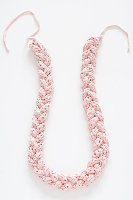 How to knit a cord and braid a necklace with it