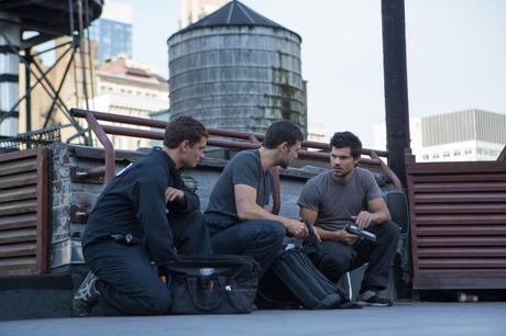 Review: TRACERS - Run, Taylor. Ruuun!