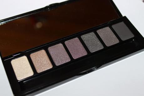 Review: Essence Masterpieces Limited Edition ROCKING rebel eyeshadow palette
