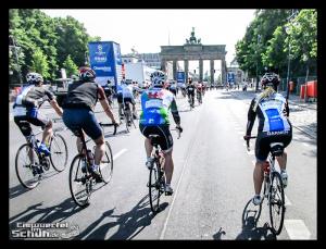 EISWUERFELIMSCHUH - GARMIN VELOTHON BERLIN 2015 Radrennen (19)