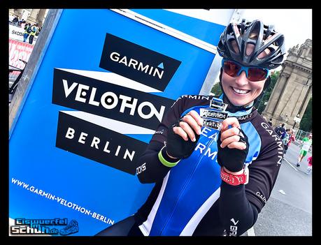 EISWUERFELIMSCHUH - GARMIN VELOTHON BERLIN 2015 Radrennen (75)