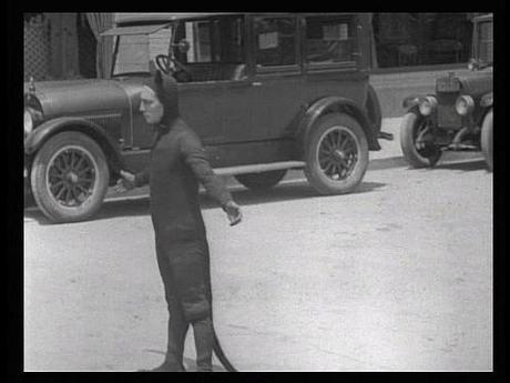 GO WEST (1925)