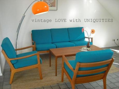 Retrofriday...with vintage furniture by UNIQUITIES