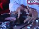DJ QBert scratcht ohne Crossfader