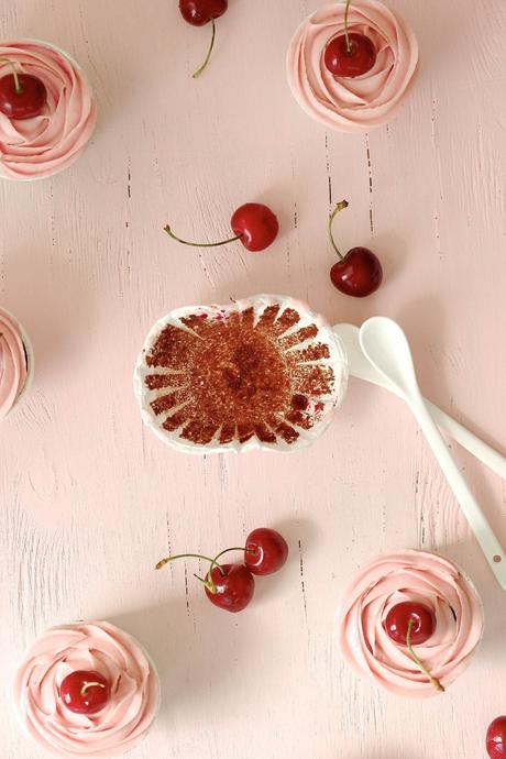 Brownie-Kirsch Cupcakes